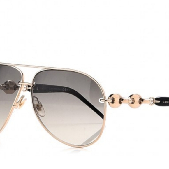 *LIKE NEW* Gucci Sunglasses - Picture 9 of 9